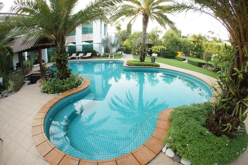 Palm Spring Resort Rangun Zewnętrze zdjęcie