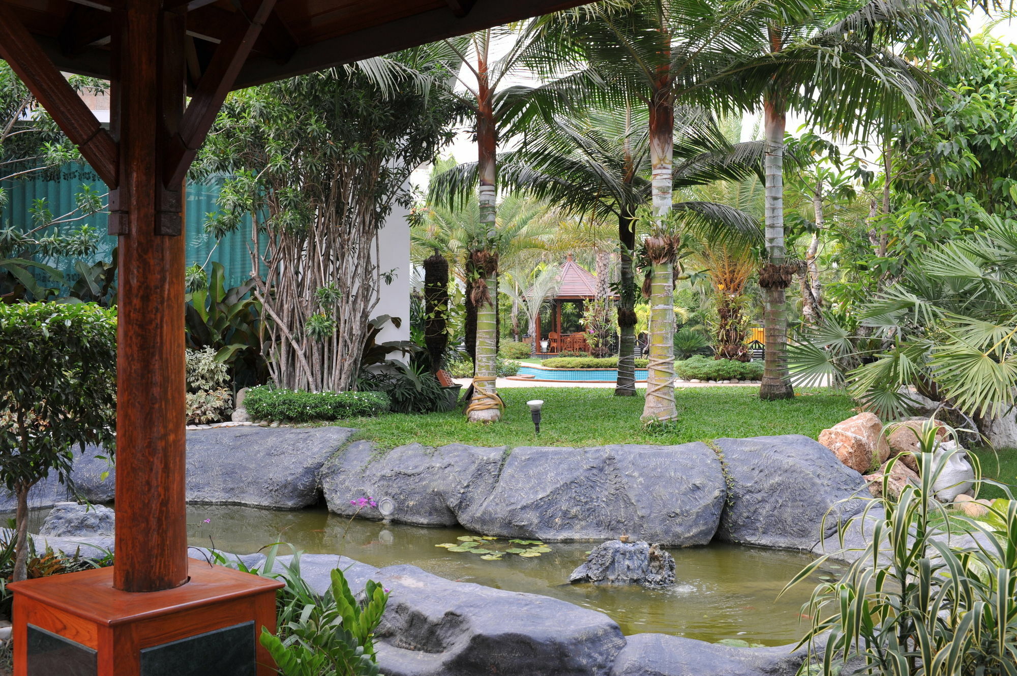 Palm Spring Resort Rangun Zewnętrze zdjęcie